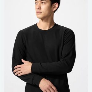 uniqlo Men's Black pull over Long Sleeve wool Shirt. size XL